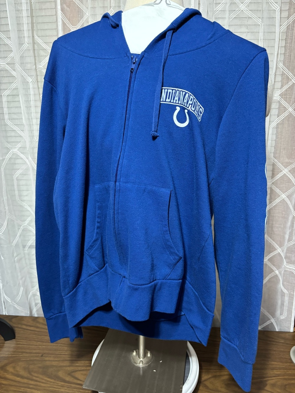 Indianapolis Colts Blue Zip-Up Hoodie size L NFL Apparel 20”p2p 22”L